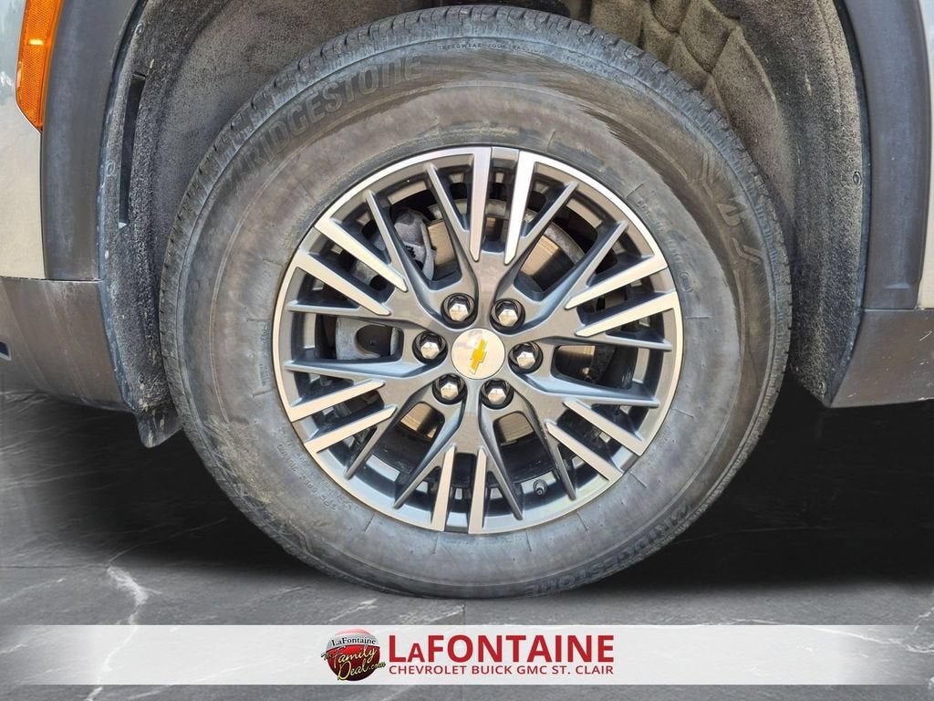 2024 Chevrolet Traverse LT
