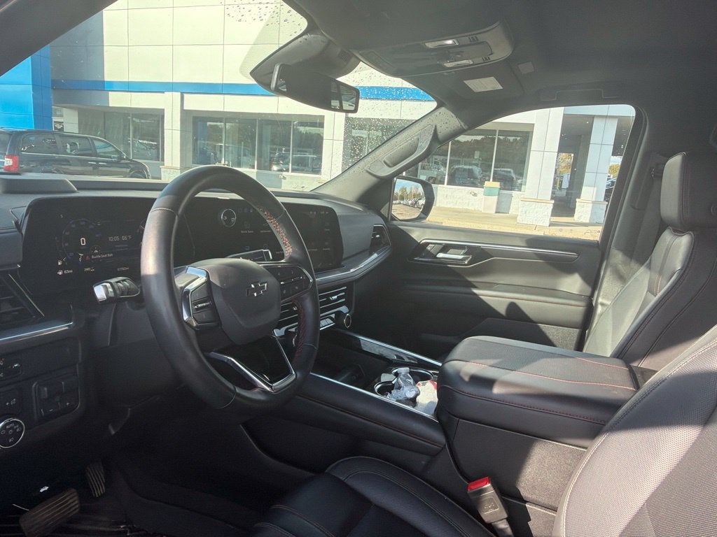 2025 Chevrolet Tahoe RST
