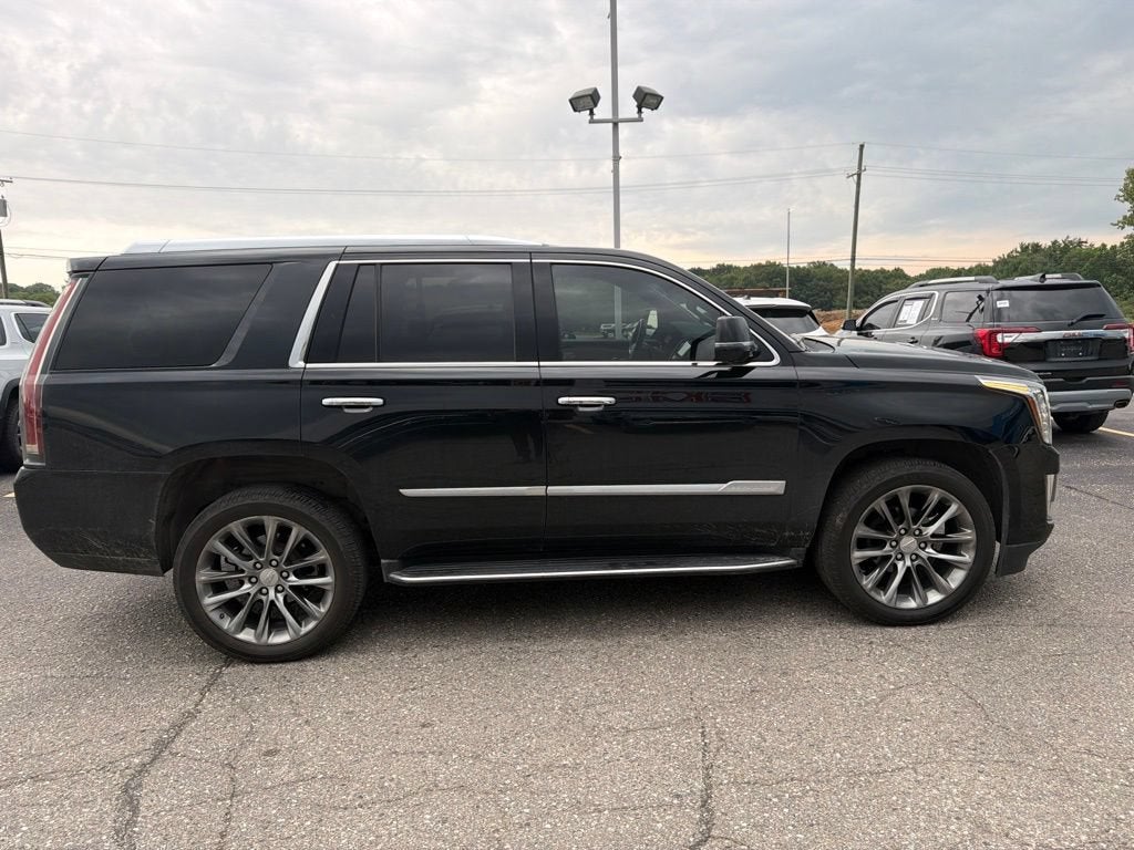 2020 Cadillac Escalade Luxury