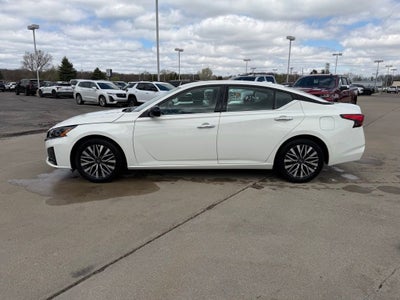 2025 Nissan Altima SV FWD