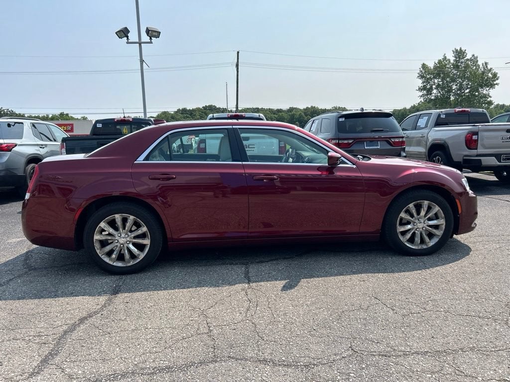 2016 Chrysler 300 Anniversary Edition