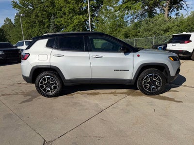 2025 Jeep Compass Trailhawk 4x4