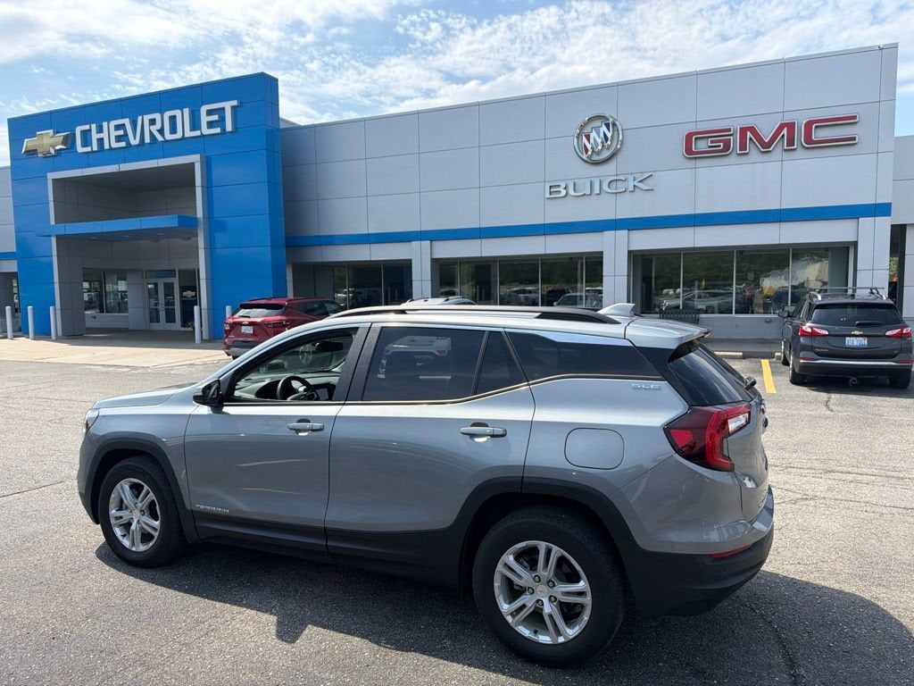 2023 GMC Terrain SLE