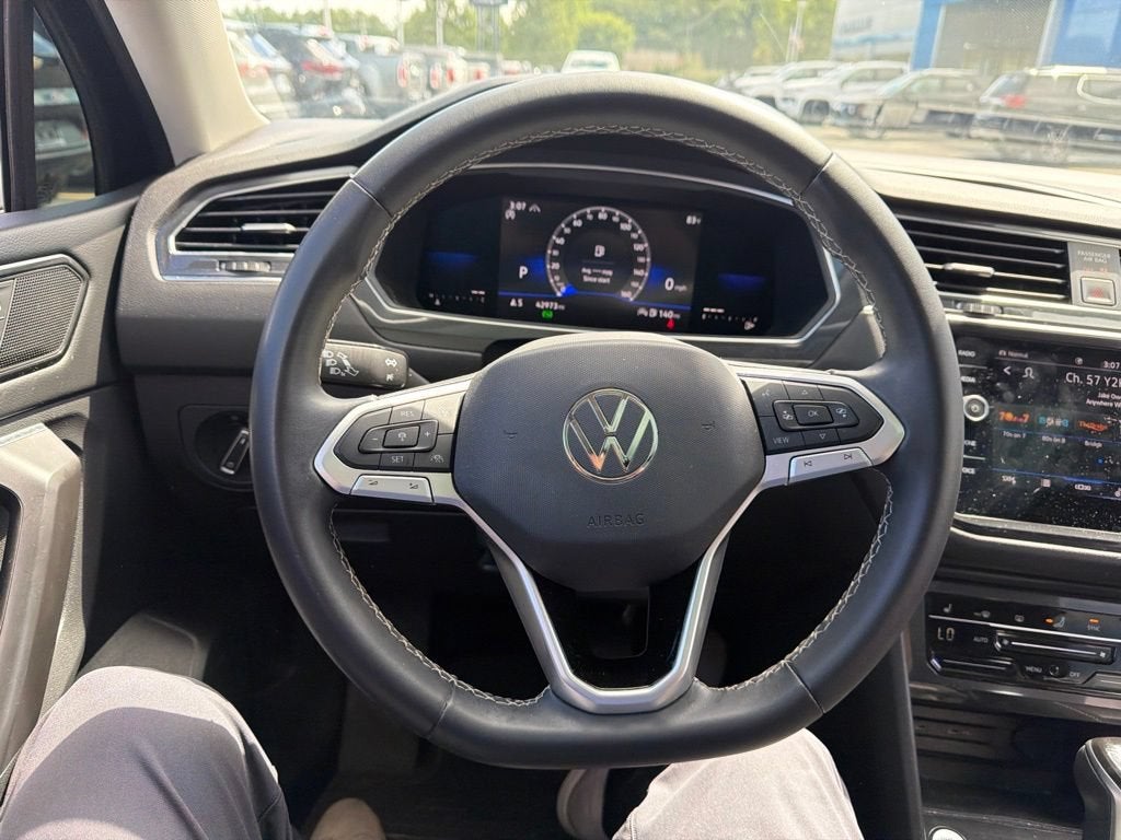 2023 Volkswagen Tiguan 2.0T SE
