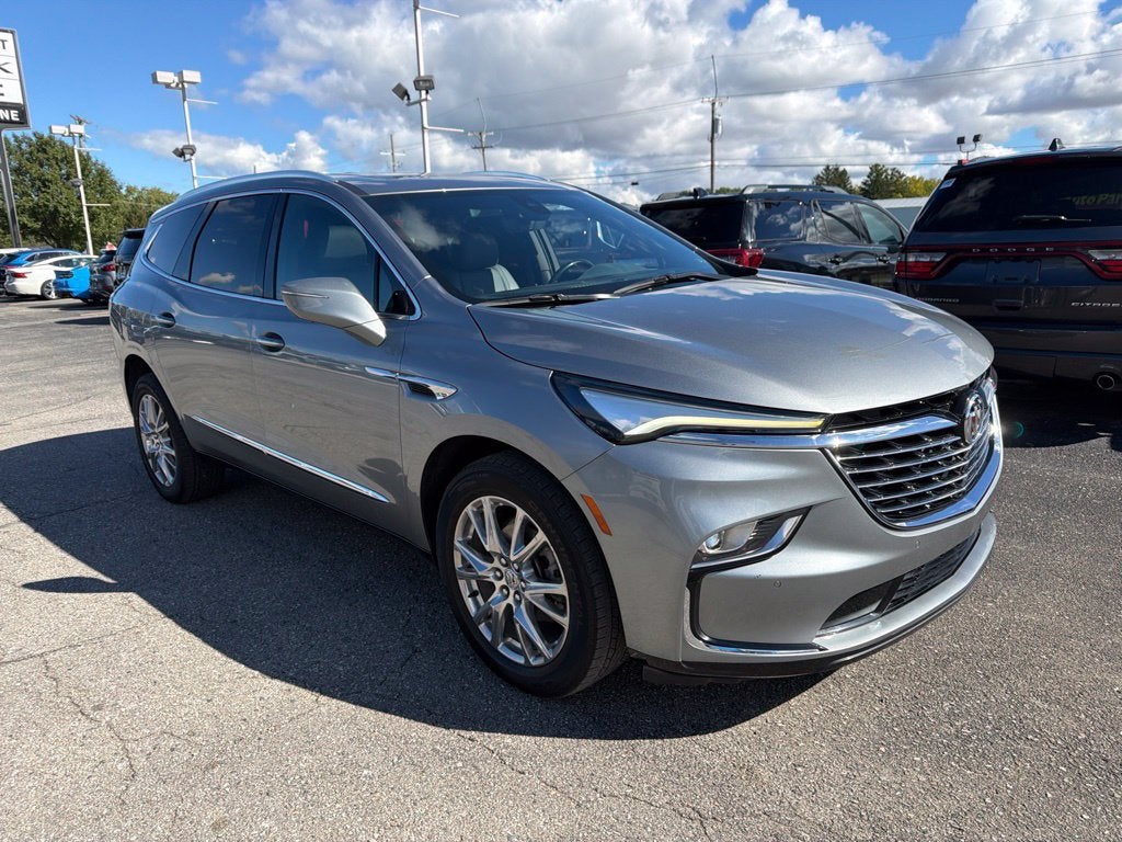 2024 Buick Enclave Essence